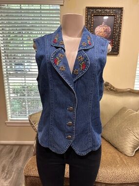 River Ridge Denim Vest with Embroidery